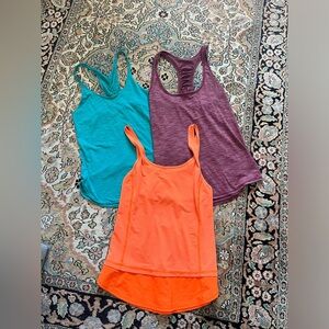 Lululemon Swiftly Tech Racerback Tank Top Lot 3pcs Size Sm